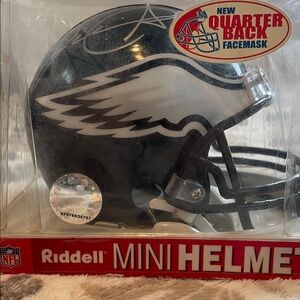 Riddell NFL Team Mini Helmet - Black and White signed by David Akers